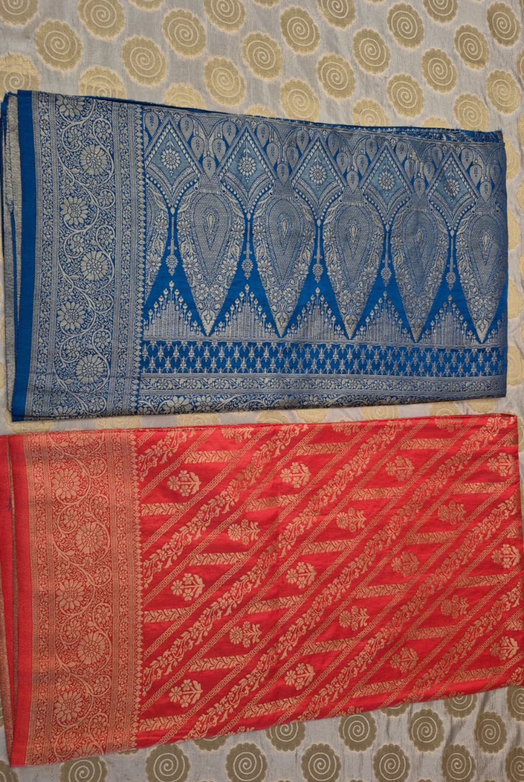 Buy 2 Eeshas Davani saree (2 pieces set) to mix and match