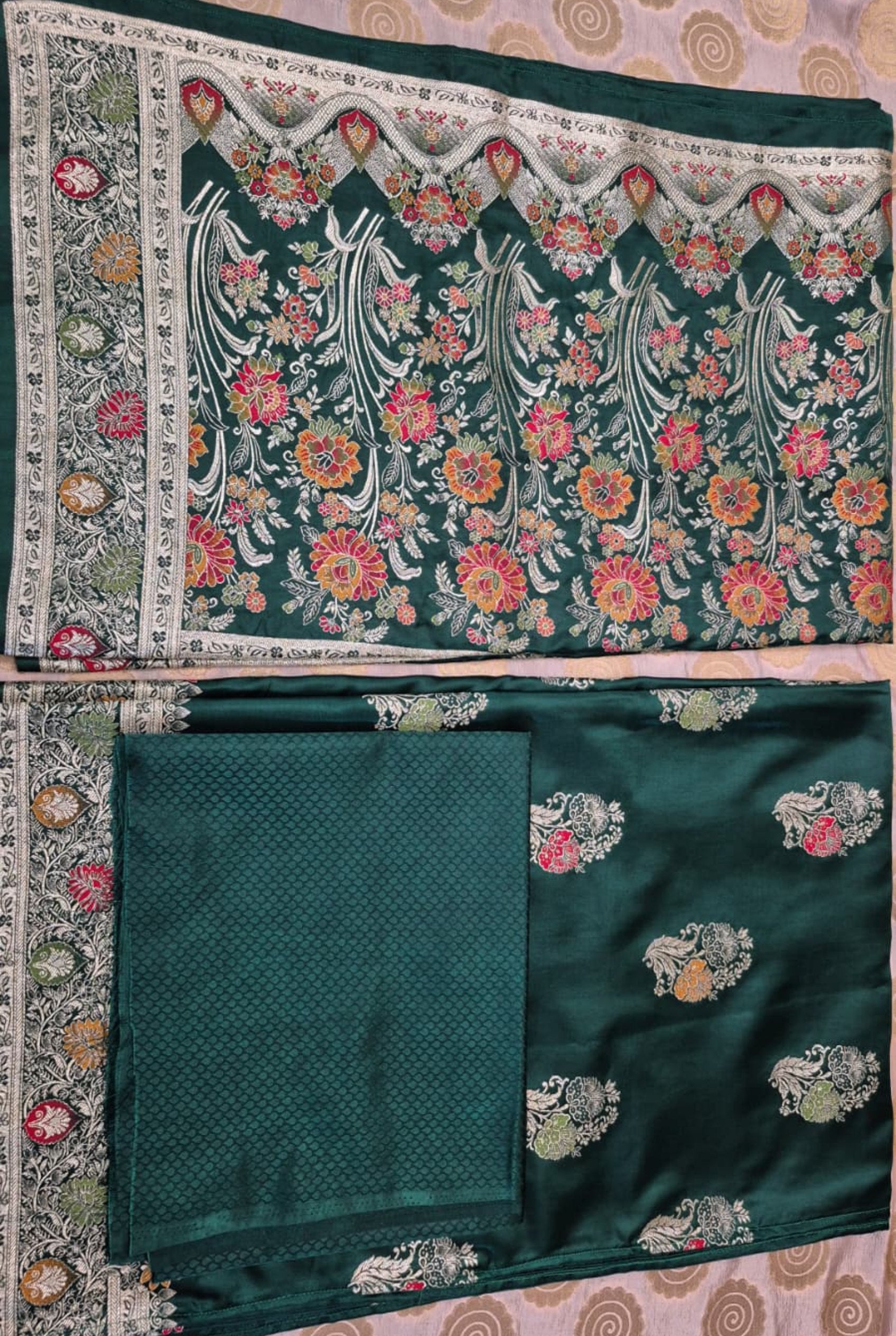 Eeshas Davani Saree - Banarasi Saree (2 Piece set)