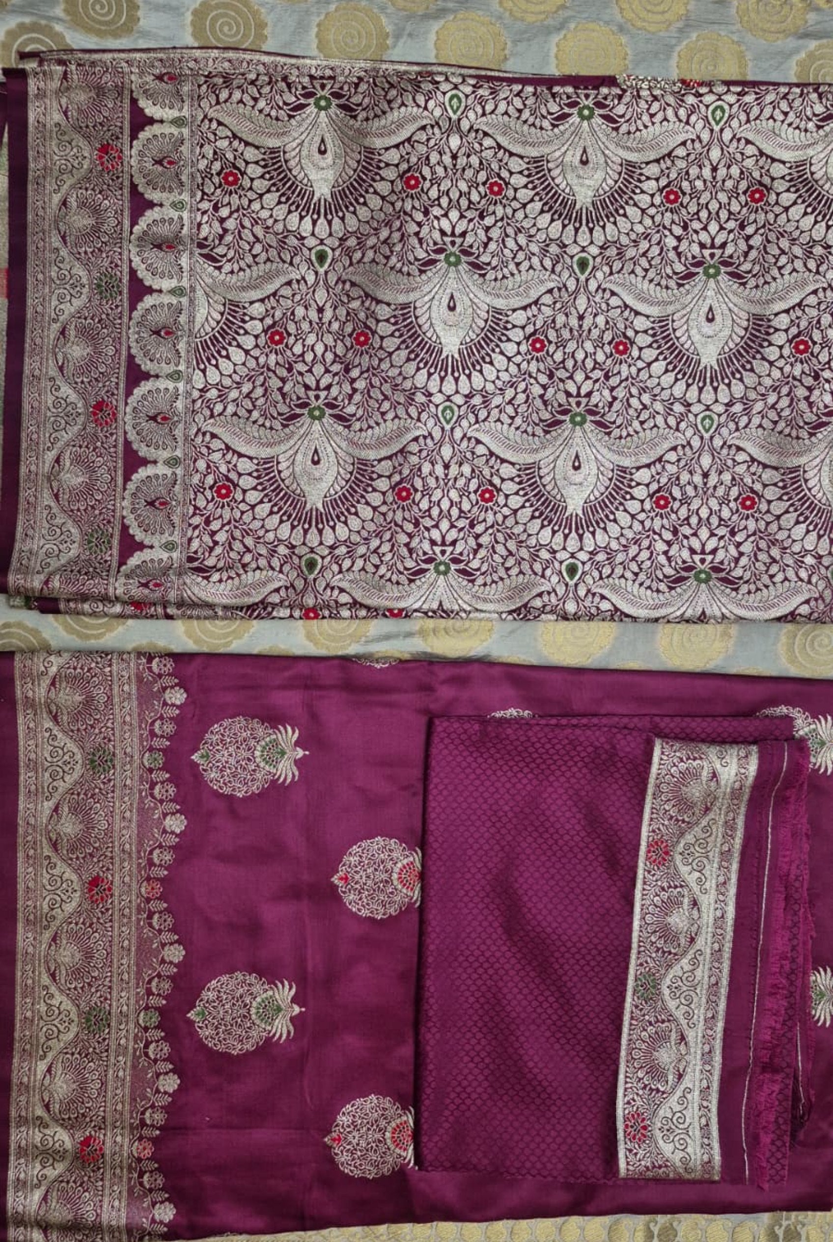 Eeshas Davani Saree - Banarasi Saree (2 piece set)