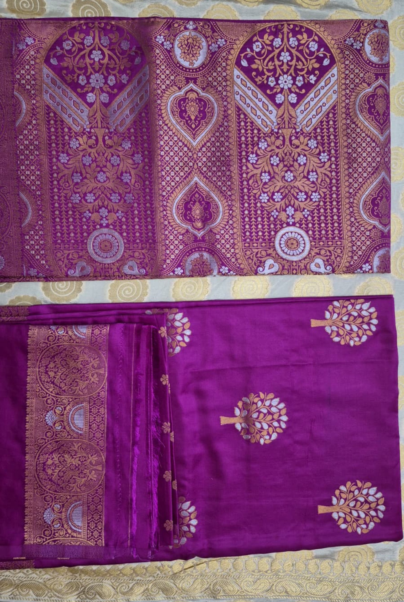 Eeshas Davani Saree - Banarasi Saree (2 piece set)